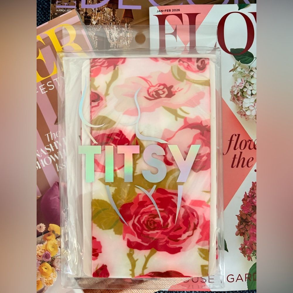 AKIRA Titsy Floral Rose Opaque Tights